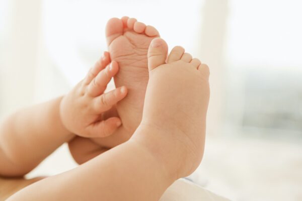 Babys hands and feet
